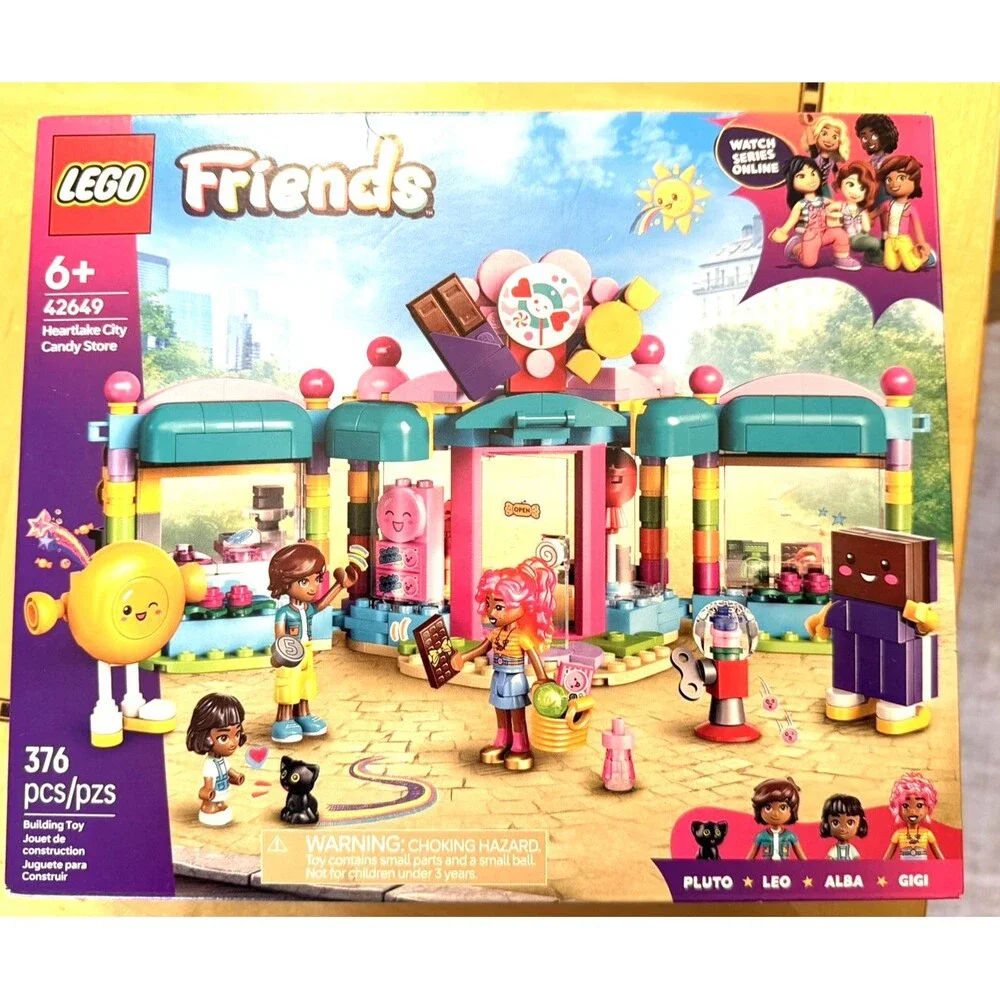 LEGO Friends Heartlake City Candy Shop 42649 376 Pcs Minidolls Cat Gift NEW